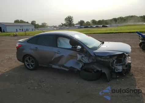 2014 Ford Focus Se из США, поврежденный, VIN 1FADP3F22EL206407